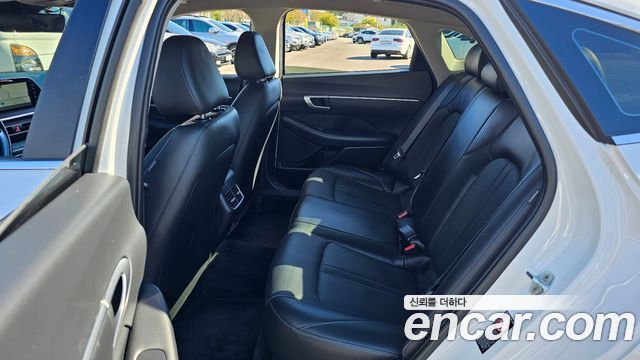 Hyundai Sonata 2020 — photo 12