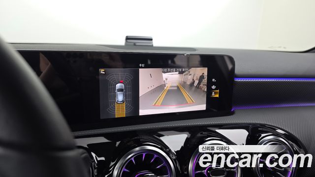 Mercedes-Benz A-Class 2022 — photo 20