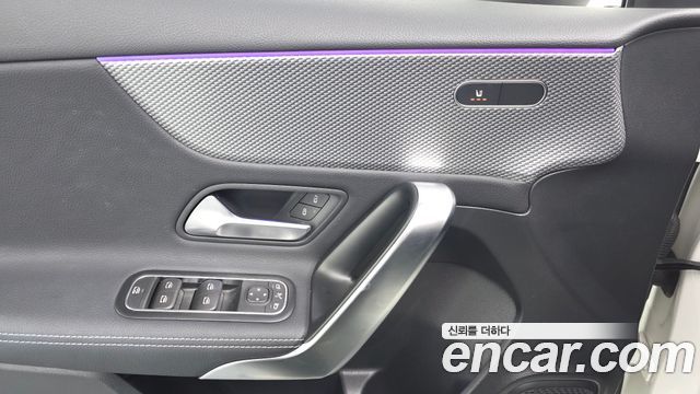 Mercedes-Benz A-Class 2022 — photo 24