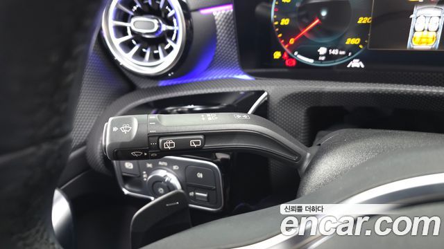 Mercedes-Benz A-Class 2022 — photo 27