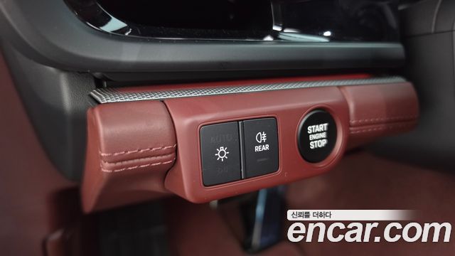 Porsche Panamera 2025 — photo 28