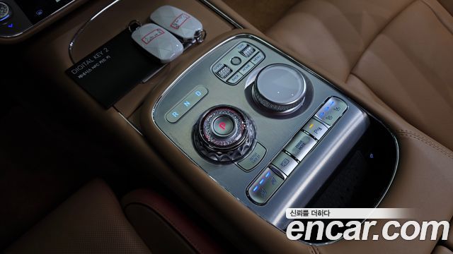 Genesis G90 2025 — photo 12