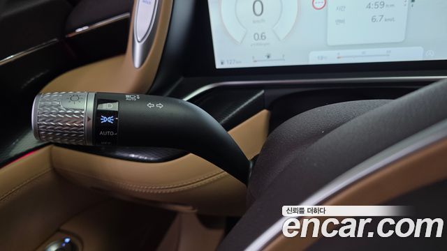 Genesis G90 2025 — photo 31