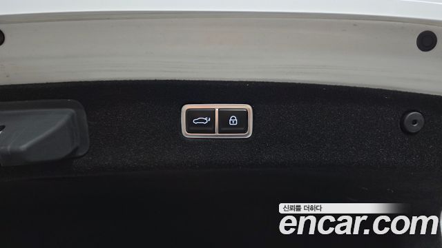 Genesis G90 2025 — photo 33