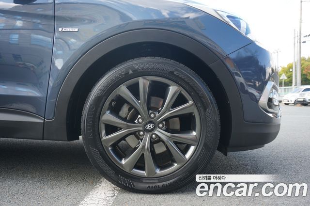 Hyundai Santafe 2017 — photo 5