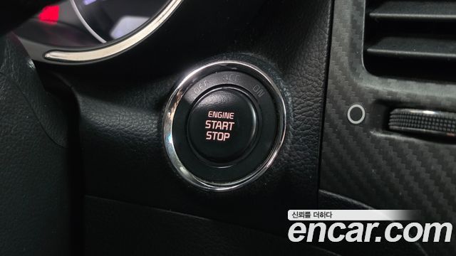Kia K3 2013 — photo 24