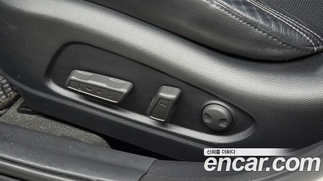 Kia K3 2013 — photo 26