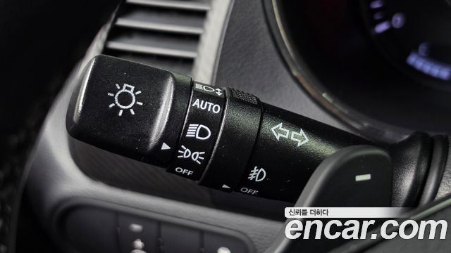 Kia K3 2013 — photo 30