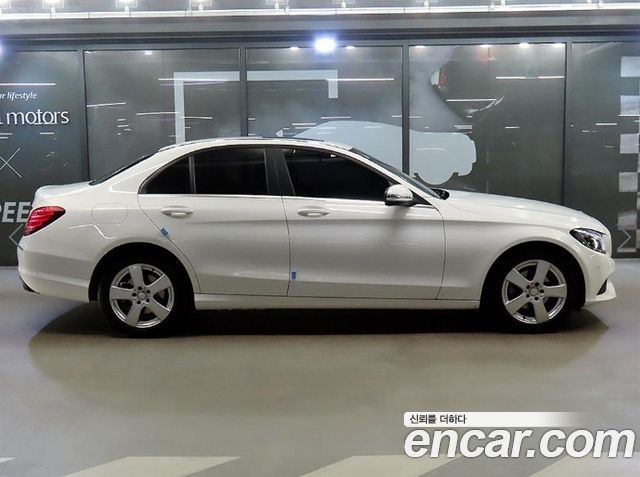 Mercedes-Benz C-Class 2017 — photo 3
