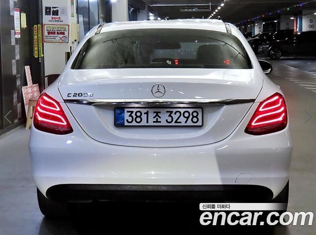 Mercedes-Benz C-Class 2017 — photo 5