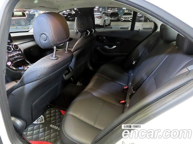 Mercedes-Benz C-Class 2017 — photo 7
