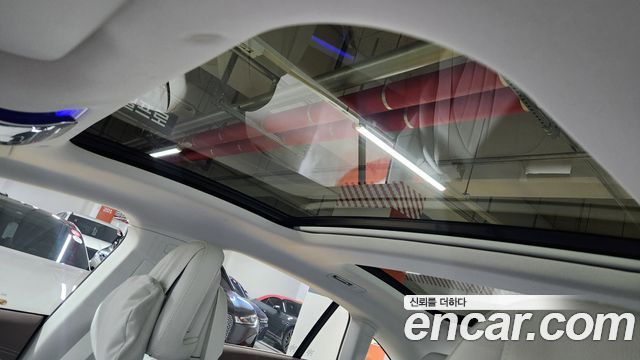 Mercedes-Benz EQE 2026 — photo 14
