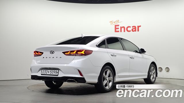 Hyundai Sonata 2018 — photo 2
