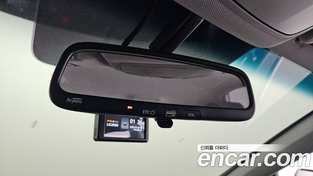 Hyundai Sonata 2018 — photo 19