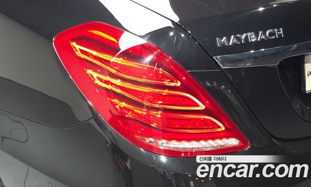 Mercedes-Benz S-Class 2015 — photo 9