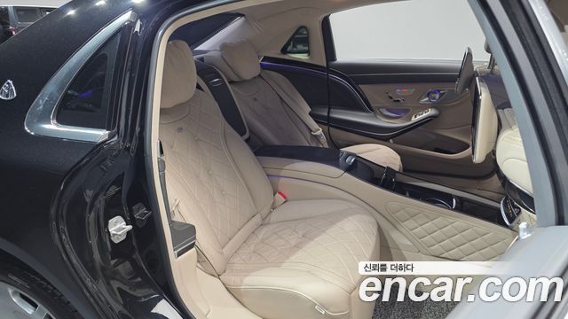 Mercedes-Benz S-Class 2015 — photo 16