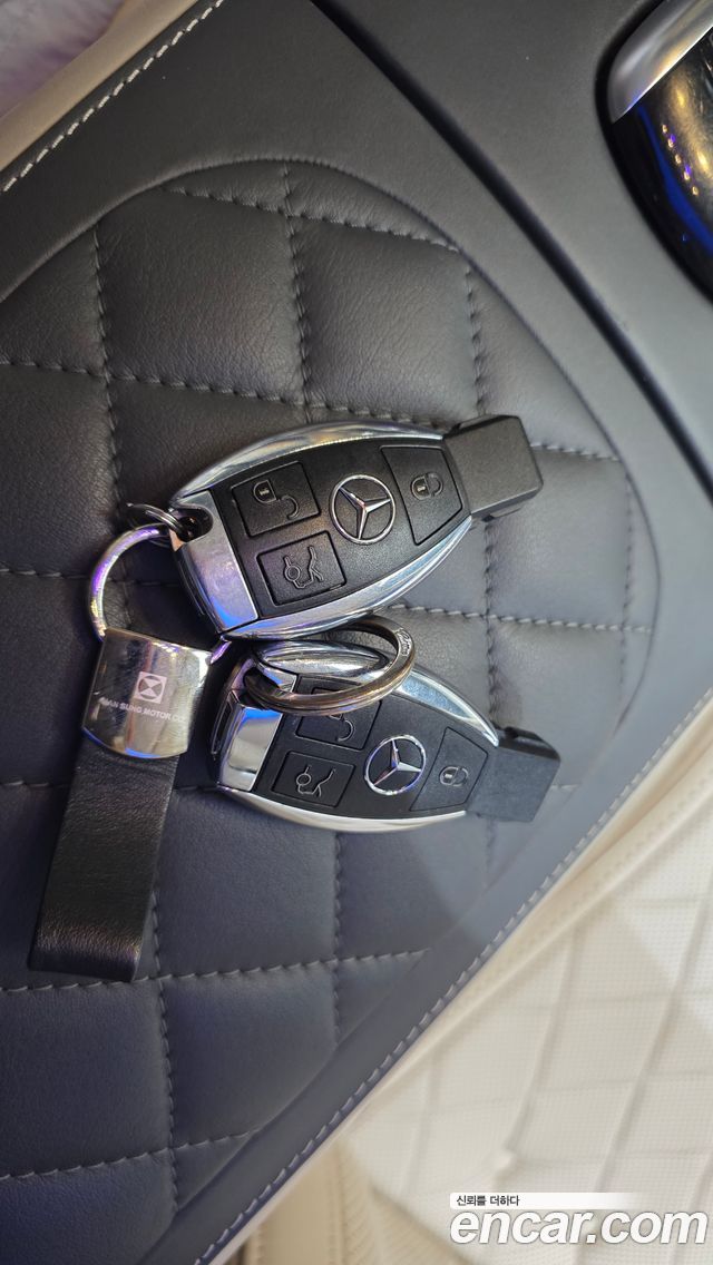 Mercedes-Benz S-Class 2015 — photo 32