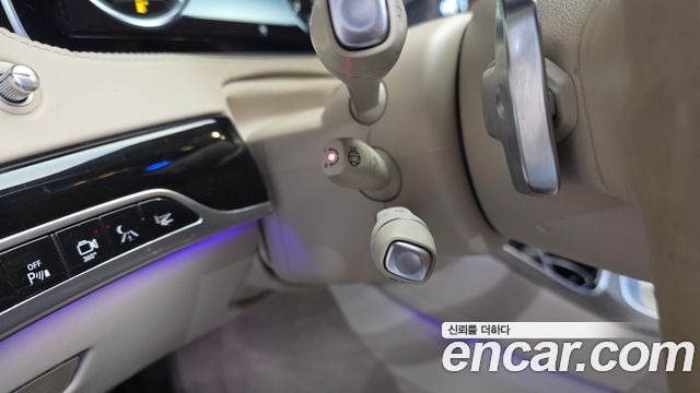 Mercedes-Benz S-Class 2015 — photo 35