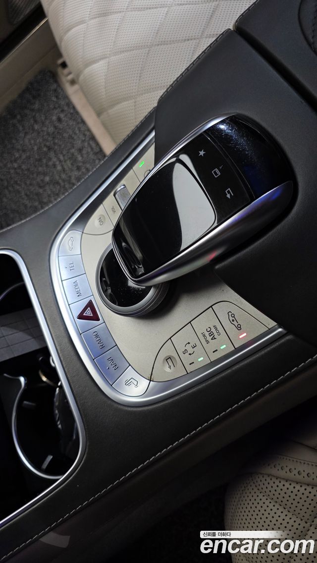 Mercedes-Benz S-Class 2015 — photo 36