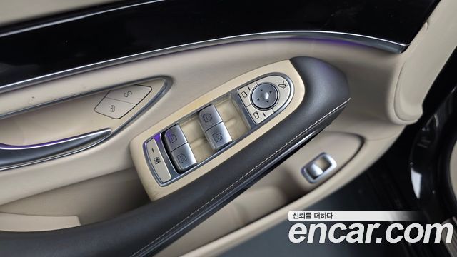 Mercedes-Benz S-Class 2015 — photo 37