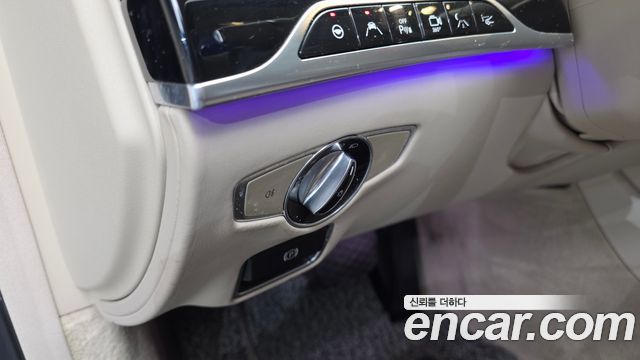 Mercedes-Benz S-Class 2015 — photo 39