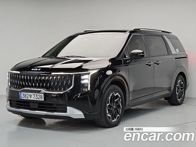 Kia Canival 2025 — photo 1