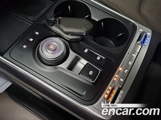 Kia Canival 2025 — photo 8
