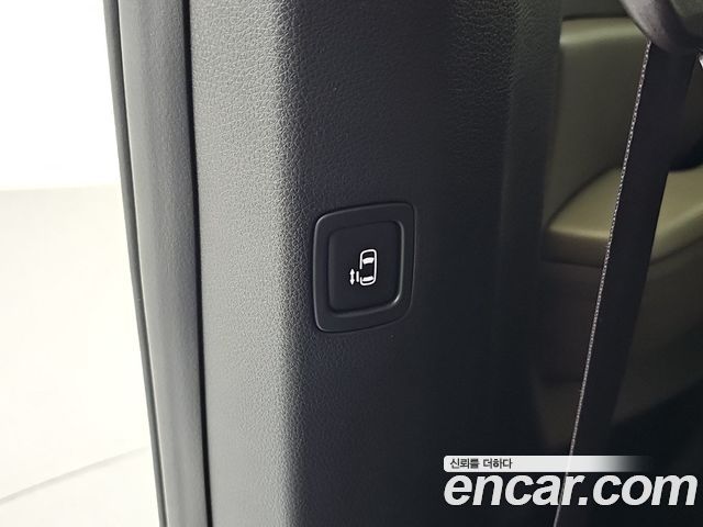Kia Canival 2025 — photo 12