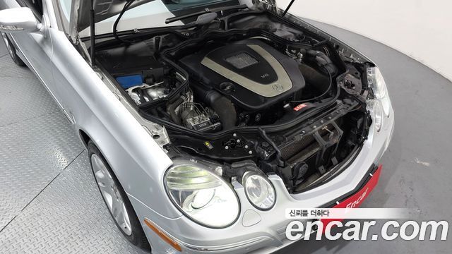 Mercedes-Benz E-Class 2007 — photo 6