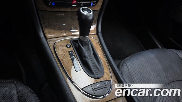 Mercedes-Benz E-Class 2007 — photo 9