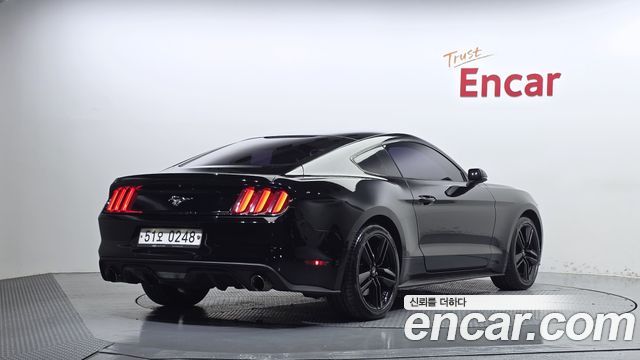 Ford Mustang 2016 — photo 2