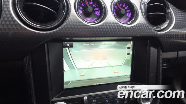 Ford Mustang 2016 — photo 13