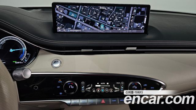 Genesis GV70 2022 — photo 20