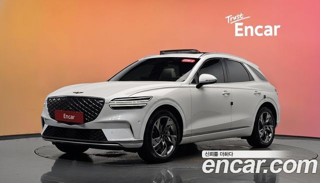 Genesis GV70 2022 — photo 1