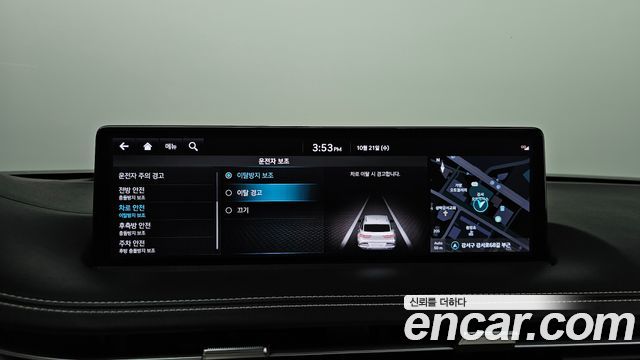 Genesis GV70 2022 — photo 31