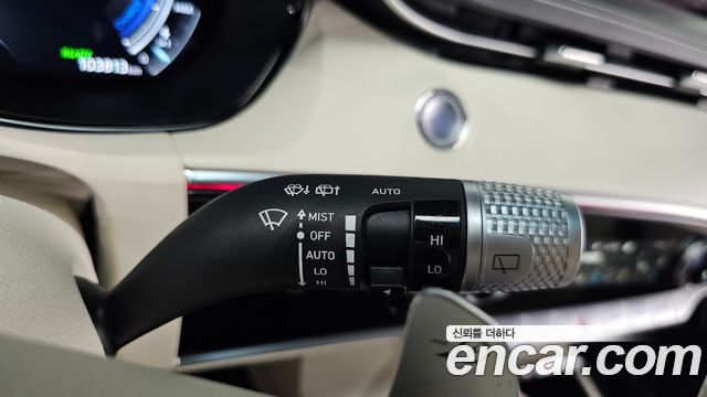 Genesis GV70 2022 — photo 38