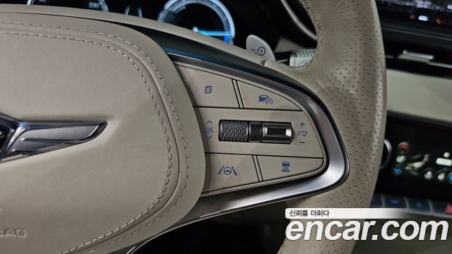Genesis GV70 2022 — photo 42