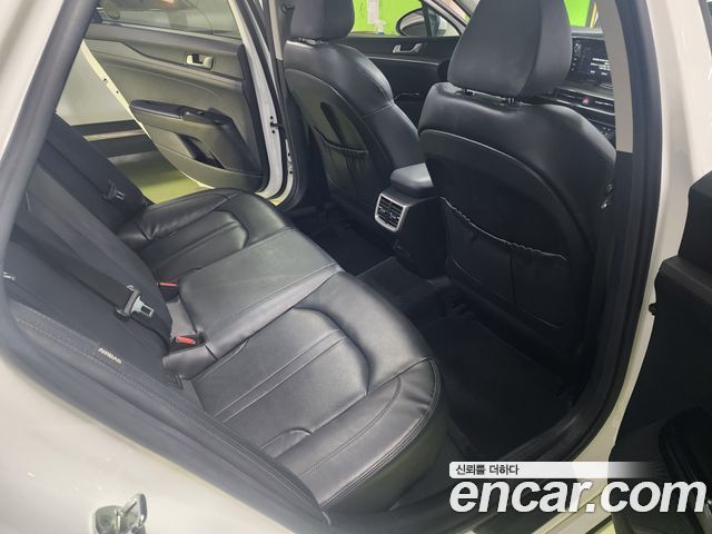 Kia K5 2022 — photo 9