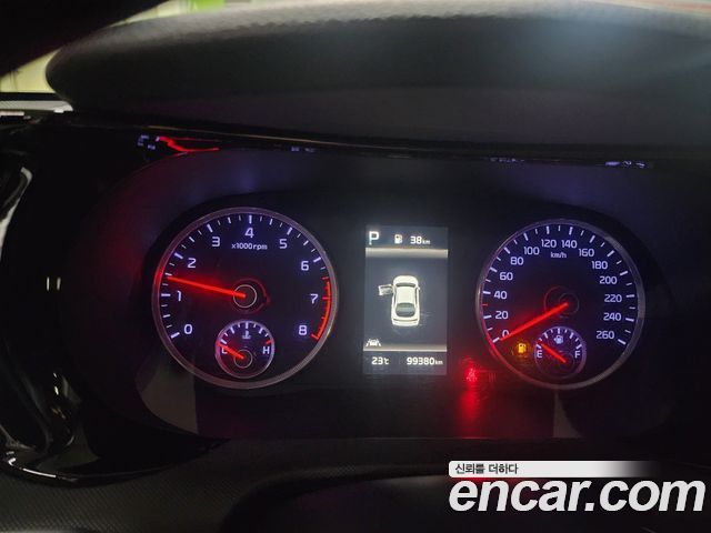 Kia K5 2022 — photo 11
