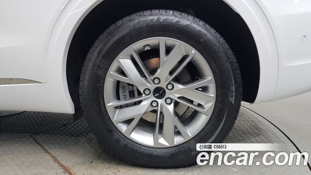 Genesis GV70 2025 — photo 7