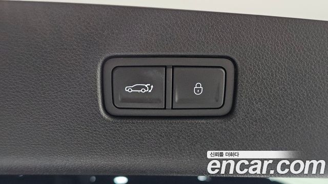 Genesis GV70 2025 — photo 34