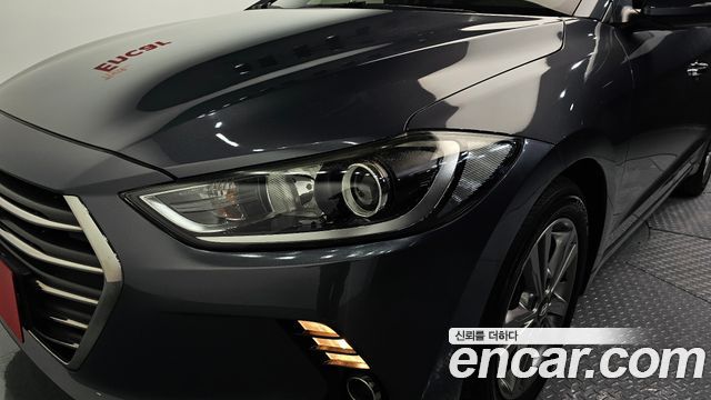 Hyundai AVANTE 2017 — photo 8