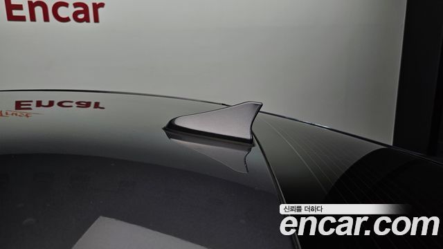 Hyundai AVANTE 2017 — photo 32