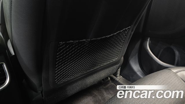 Hyundai AVANTE 2017 — photo 34