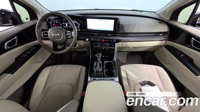 Kia Canival 2022 — photo 7