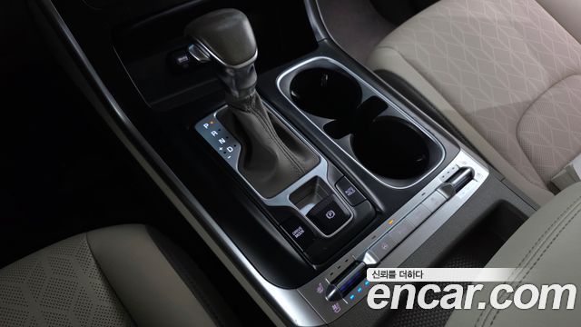 Kia Canival 2022 — photo 9