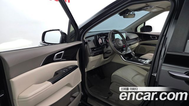 Kia Canival 2022 — photo 10