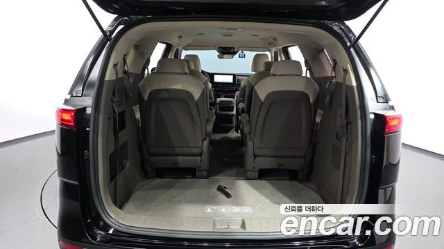 Kia Canival 2022 — photo 20