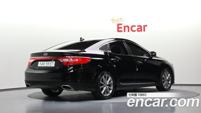 Hyundai Grandeur 2015 — photo 2