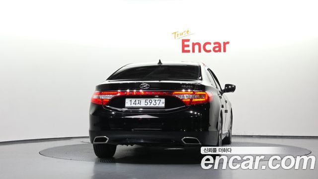 Hyundai Grandeur 2015 — photo 4
